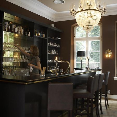 Hotel Hochzeitshaus Аурих Екстериор снимка