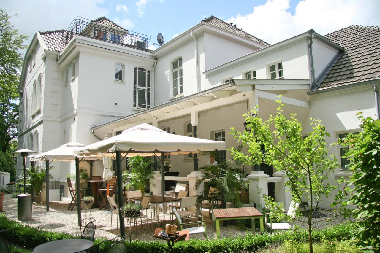 Hotel Hochzeitshaus Аурих Екстериор снимка